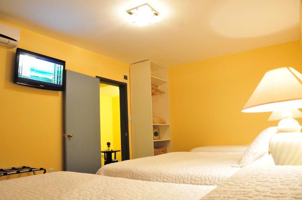 Hotel Urbano Carmelo Værelse billede